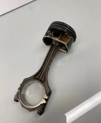 Volkswagen Golf V Piston with connecting rod 03CD BLG