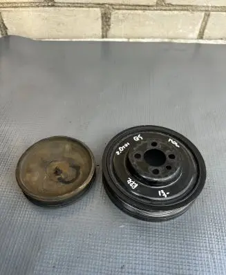 Audi Q5 SQ5 Crankshaft pulley 038105243M