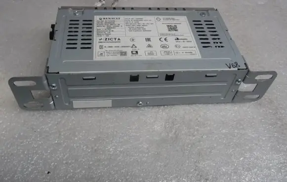 Dacia Sandero Radio/CD/DVD/GPS head unit