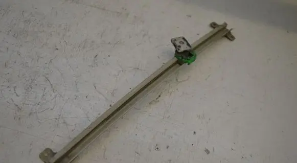 Mercedes-Benz E W210 Front door windshield rail A210