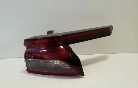 Nissan Qashqai J12 Rear/tail lights 2208D02F