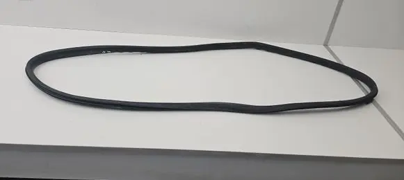Volvo V60 Front door rubber seal 893991
