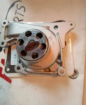 Renault Captur Water pump 1085831111 08102020 0609WM