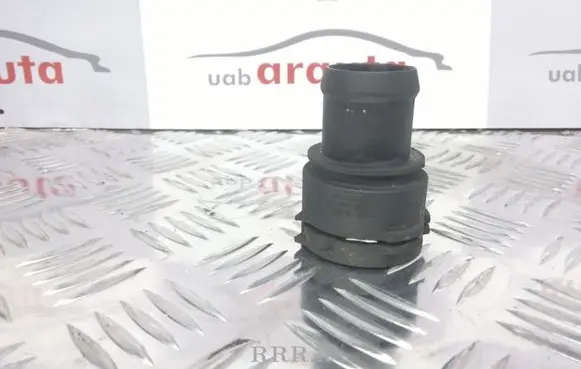 Volkswagen Touran I Engine coolant pipe/hose 3B0122291C