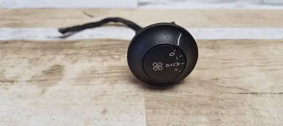 Other switches/knobs/shifts
