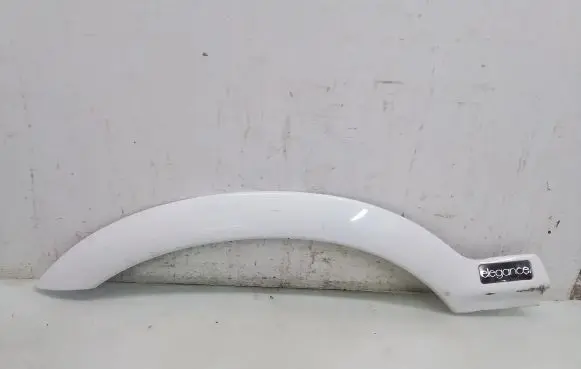 Opel Zafira A Front arch trim 