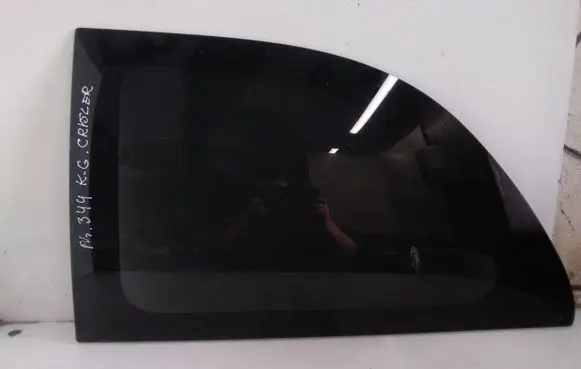 Chrysler Voyager Rear side window 43R002092