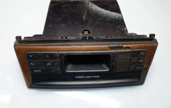 Renault Laguna I Climate control unit 7700418617 9140010294