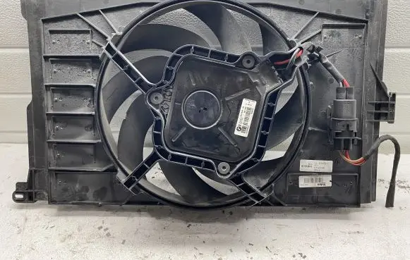 BMW i3 Air conditioning (A/C) fan (condenser) 864194802