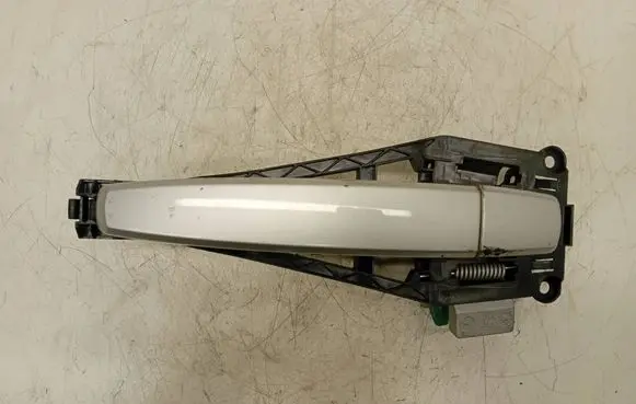Opel Zafira B Front door exterior handle 24463524