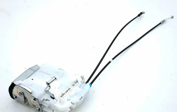 Suzuki Vitara (LY) Rear door lock 8230154PA4