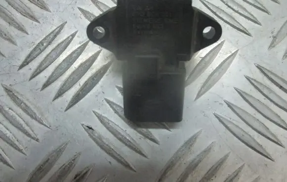 Skoda Fabia Mk1 (6Y) Air pressure sensor 03D906051