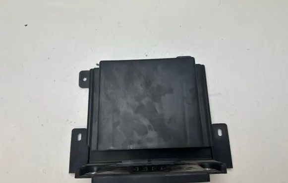 Land Rover Discovery 4 - LR4 Other engine bay part AH227Z326AB