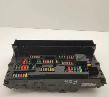BMW 6 F06 Gran coupe Fuse module 9252815 160213 04224394