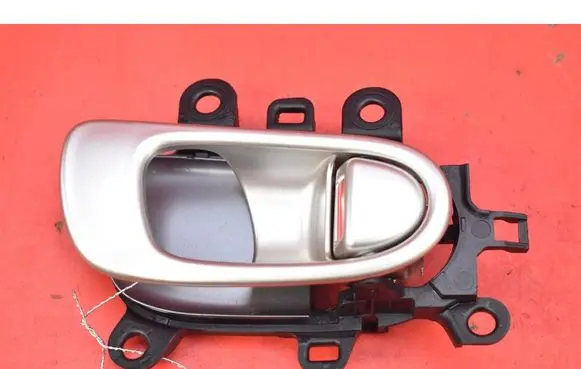 Hyundai Nexo Front door interior handle 
