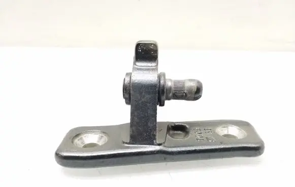 Mercedes-Benz C W205 Front door upper hinge