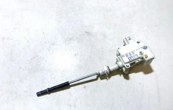 Volkswagen PASSAT B5 Central locking motor 3b0810733 3b0959782