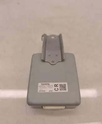 Toyota C-HR I Other devices 8657210070