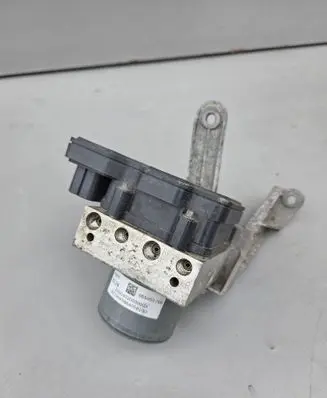 Chevrolet Camaro ABS control unit/module 84653128