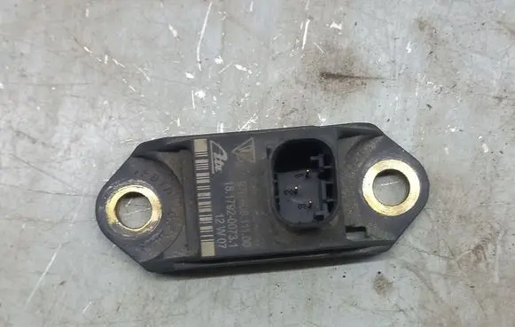 Porsche Panamera (970) Airbag deployment crash/impact sensor 97060611100