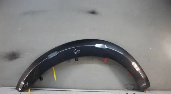 Isuzu D-Max Front arch trim T19018284Z