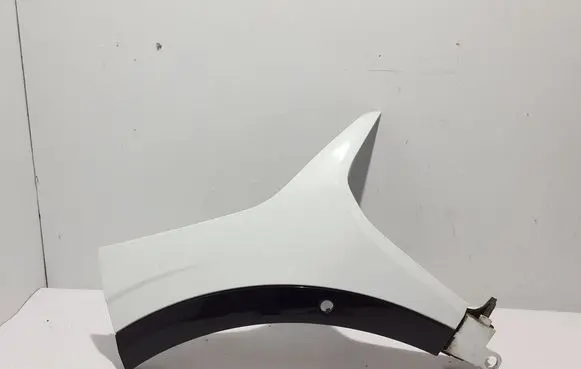 Renault Megane E-Tech Front bumper mounting bracket 622227357R