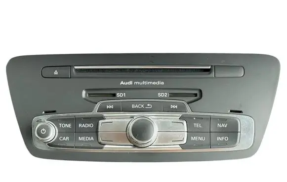 Audi Q3 F3 Radio/CD/DVD/GPS head unit 8U1035666F