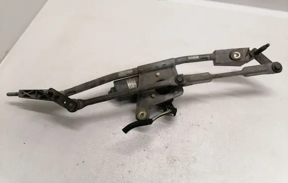 Volvo S80 Front wiper linkage 9171899 3899100