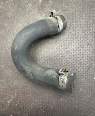 Volvo XC90 Engine coolant pipe/hose 30713302