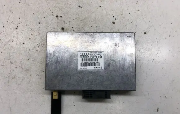 Audi A4 S4 B7 8E 8H Bluetooth control unit module 8P0862335M