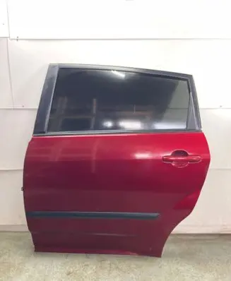 Toyota Corolla Verso AR10 Rear door 