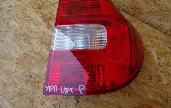 Skoda Yeti (5L) Rear/tail lights
