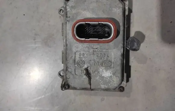 Xenon control unit/module