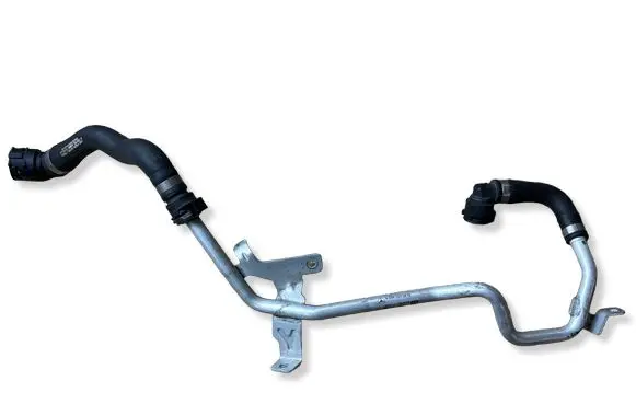Mercedes-Benz CLS C257 Engine coolant pipe/hose A2562030602
