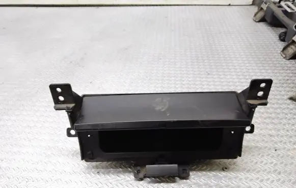 Suzuki Grand Vitara II Car ashtray 1V7X0