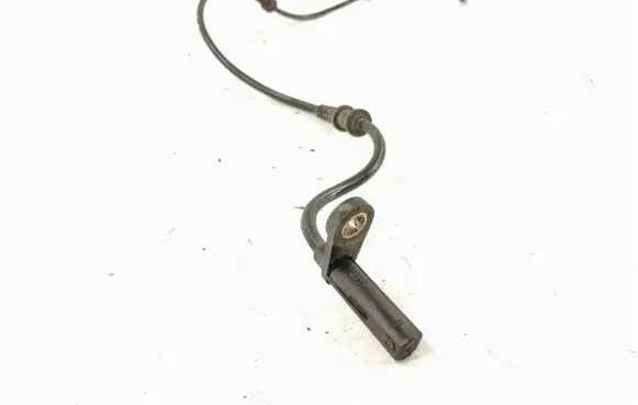 Mercedes-Benz C W204 ABS brake wheel speed sensor A2045400117 2045400117