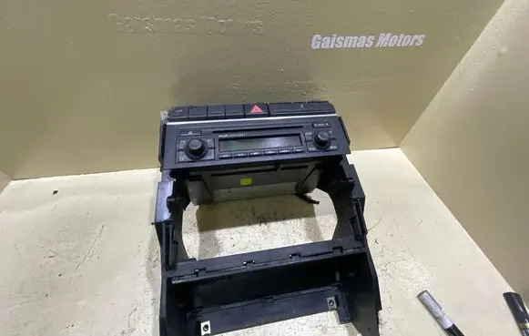 Audi A4 S4 B6 8E 8H CD/DVD changer 