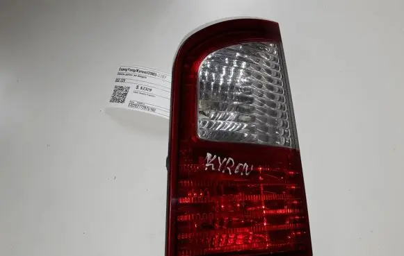 SsangYong Kyron Tailgate rear/tail lights SSZ-329