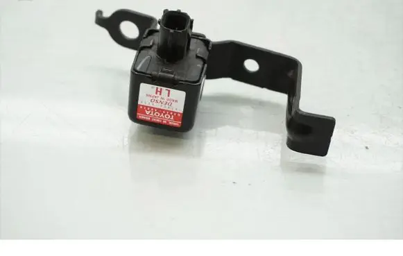 Lexus RX 300 Airbag deployment crash/impact sensor G4849-48010 187600-5930