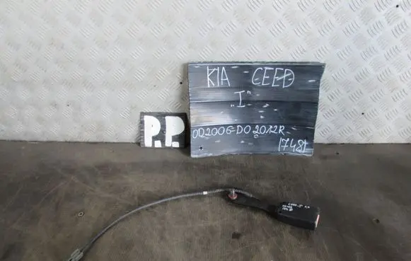 KIA Ceed Front seatbelt buckle