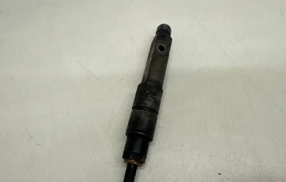 Volvo S70 V70 V70 XC Fuel injector 046130201F