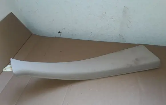 Cadillac SRX (B) pillar trim (top) 25765985 1GA0209566