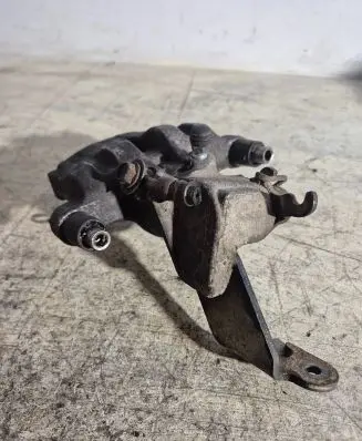 Nissan Primera Rear brake caliper