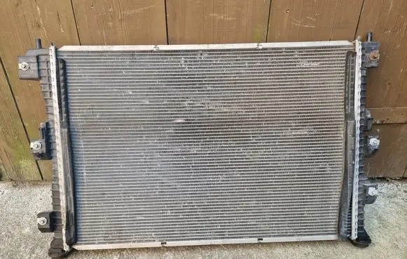 Ford Explorer V Coolant radiator EB538005CB FB538005CB