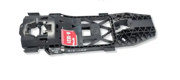 Skoda Octavia Mk3 (5E) Rear door exterior handle/bracket 5L0837885C