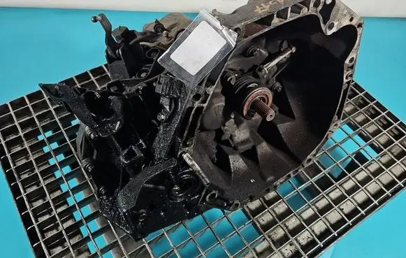 Renault Clio III Manual 5 speed gearbox JR5124 IMPRK1558704