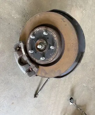 Lexus UX Front wheel hub spindle knuckle 