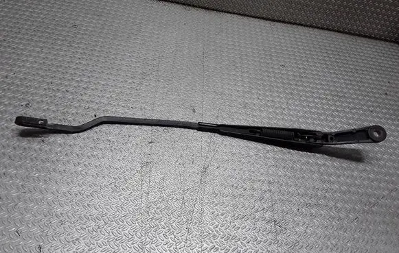 Volkswagen PASSAT B5.5 Front wiper blade arm 3B1955409