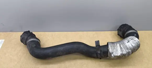 BMW X5 E70 Engine coolant pipe/hose 7533978
