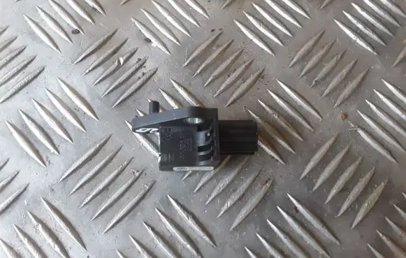 Volkswagen Tiguan Airbag deployment crash/impact sensor 5N0959351